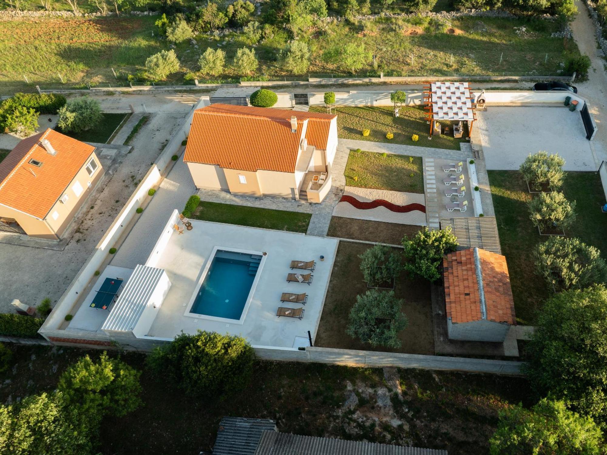 Torino Villa Pridraga Exterior photo